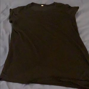 Black mesh work out shirt